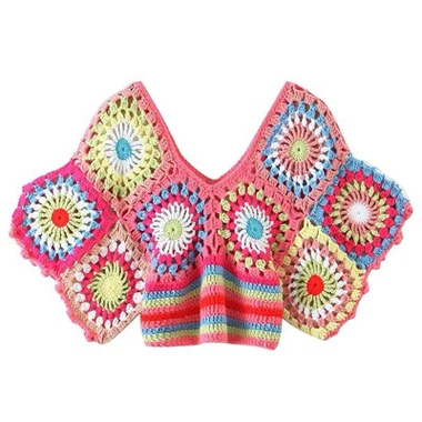 Ярко окрашенный вязаный крючко